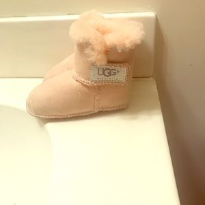 Ugg newborn baby boot. Size small